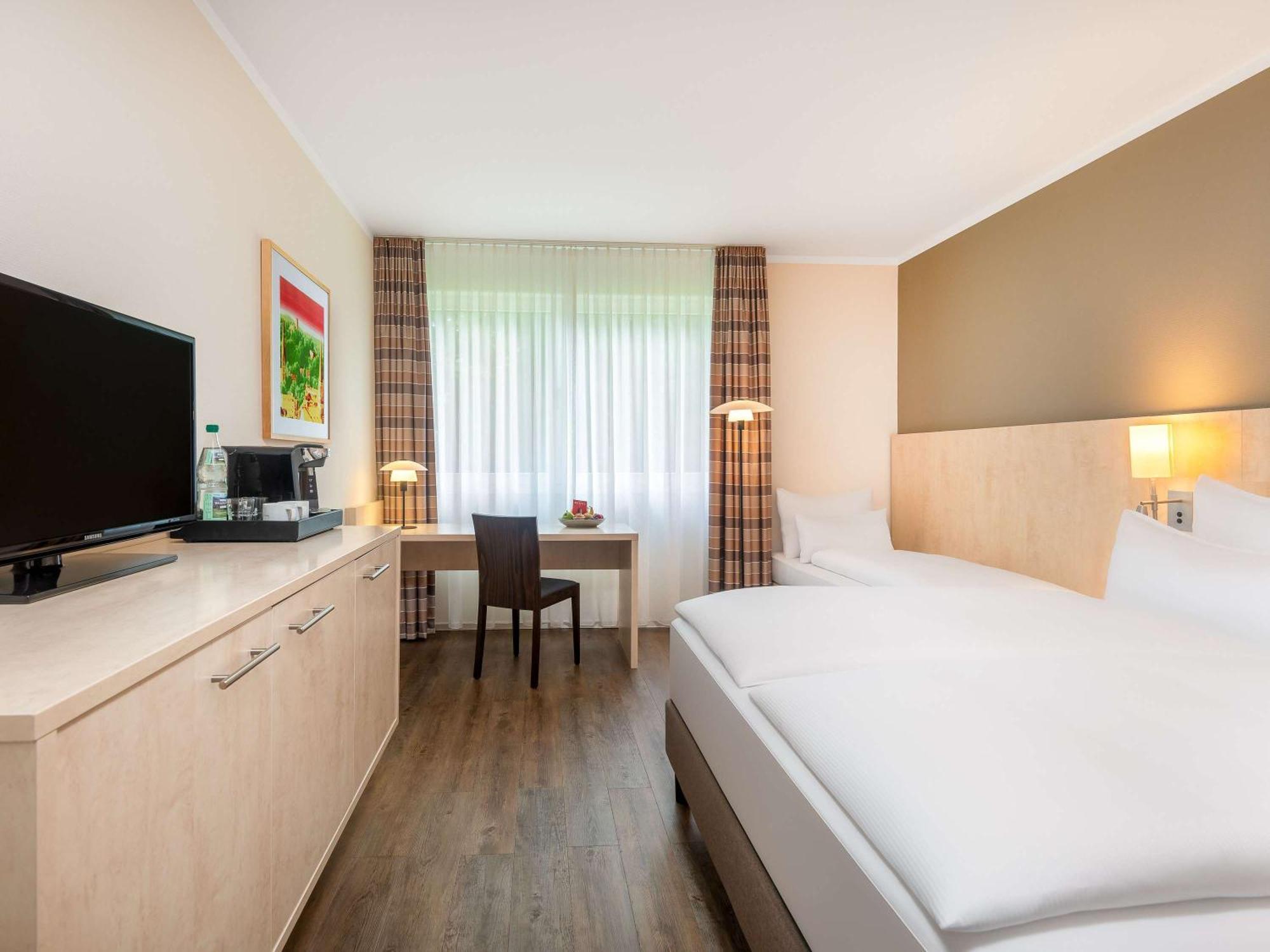 Mercure Hotel Bielefeld Johannisberg Eksteriør bilde